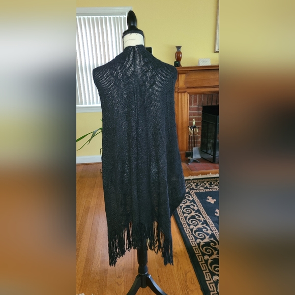 Sweater Cape - Picture 3 of 5